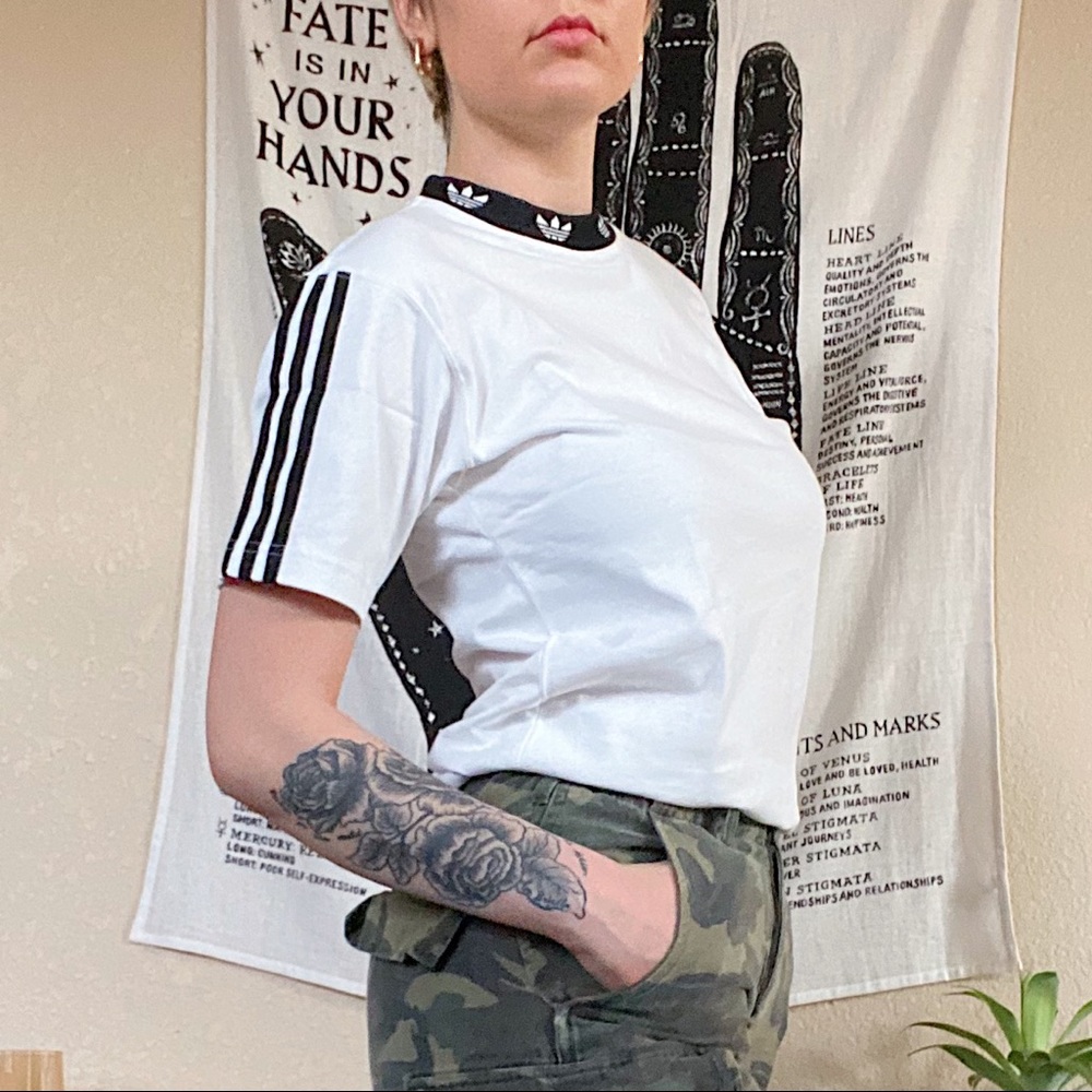 Adidas tee